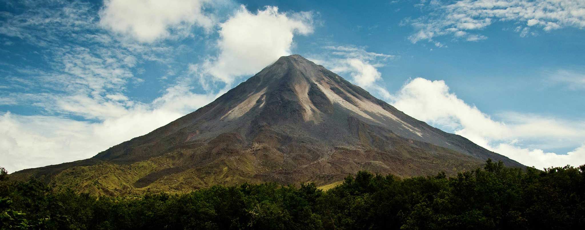 Arenal volcano & Hot springs
